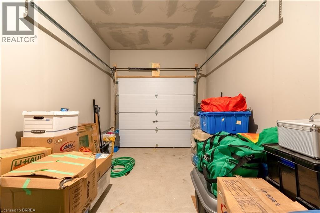 Photo 35 of 2 Copeman Avenue, Brantford ON