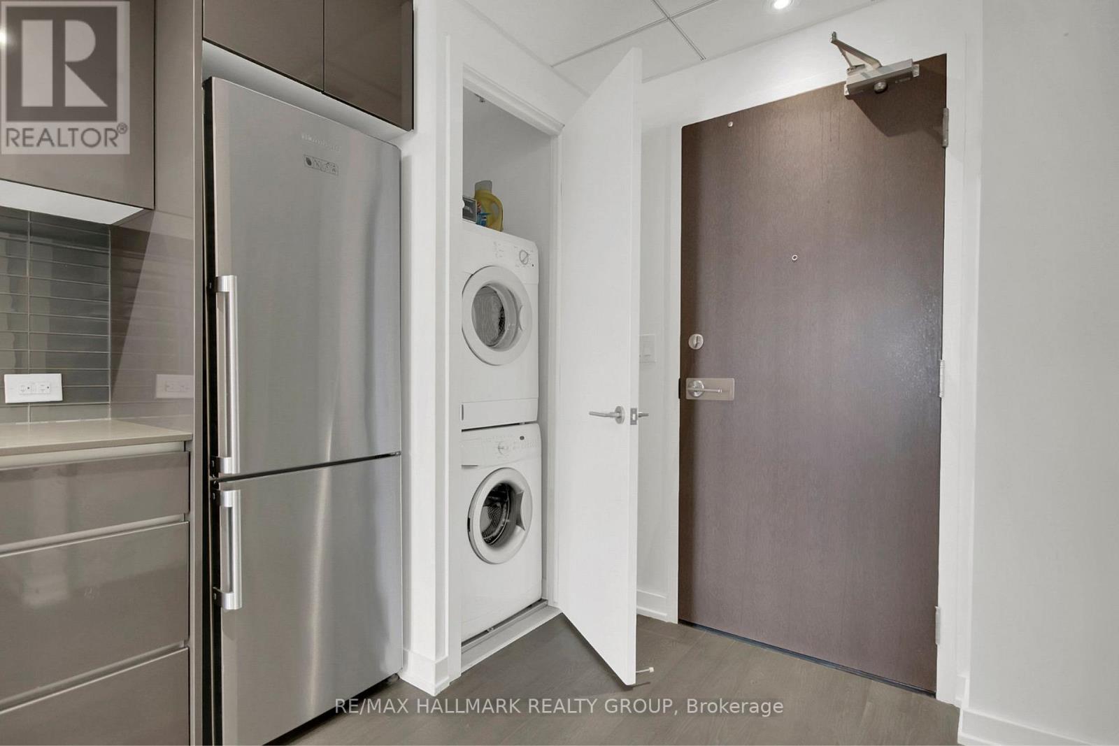 Photo 6 of 1503 199 Slater Street, Ottawa ON
