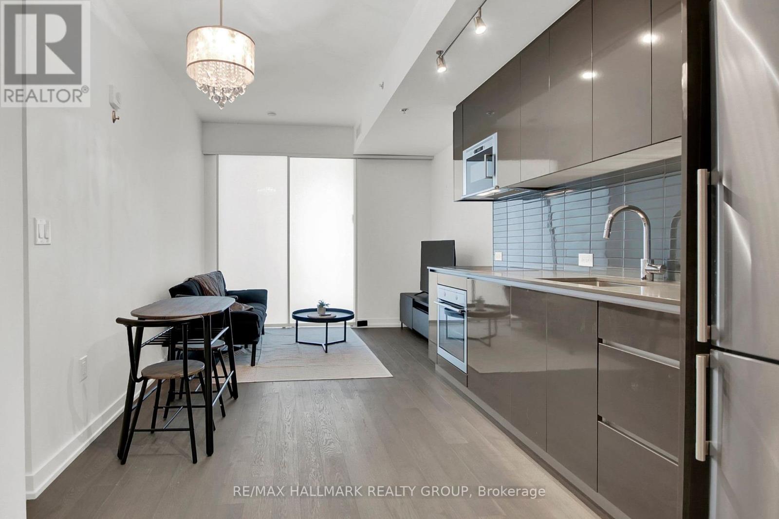 Photo 8 of 1503 199 Slater Street, Ottawa ON