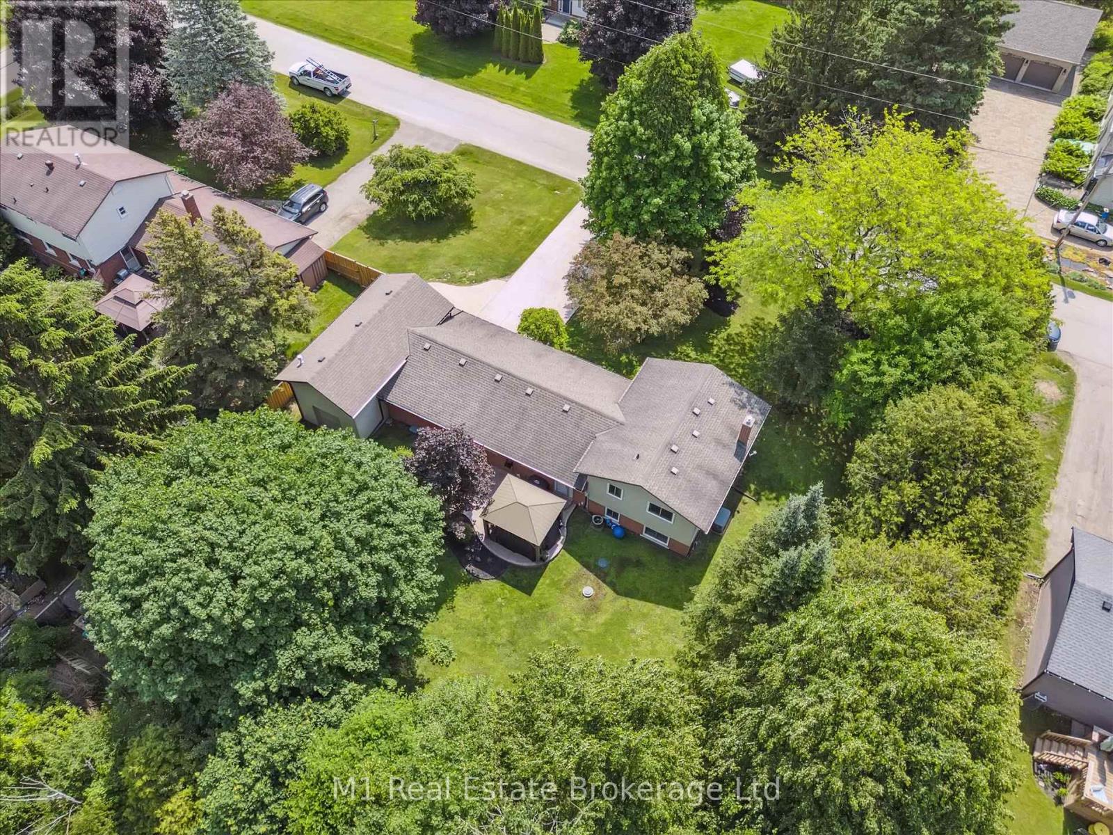 Photo 36 of 765 Bon Accord Street, Centre Wellington ON
