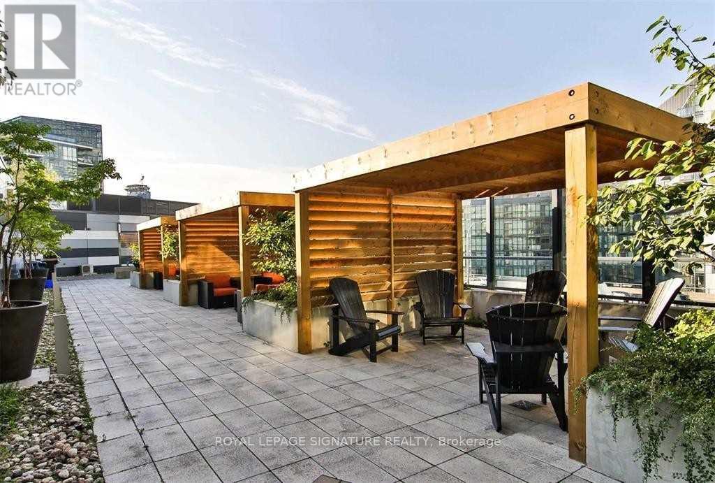 Photo 22 of 212 20 Bruyeres Mews, Toronto ON