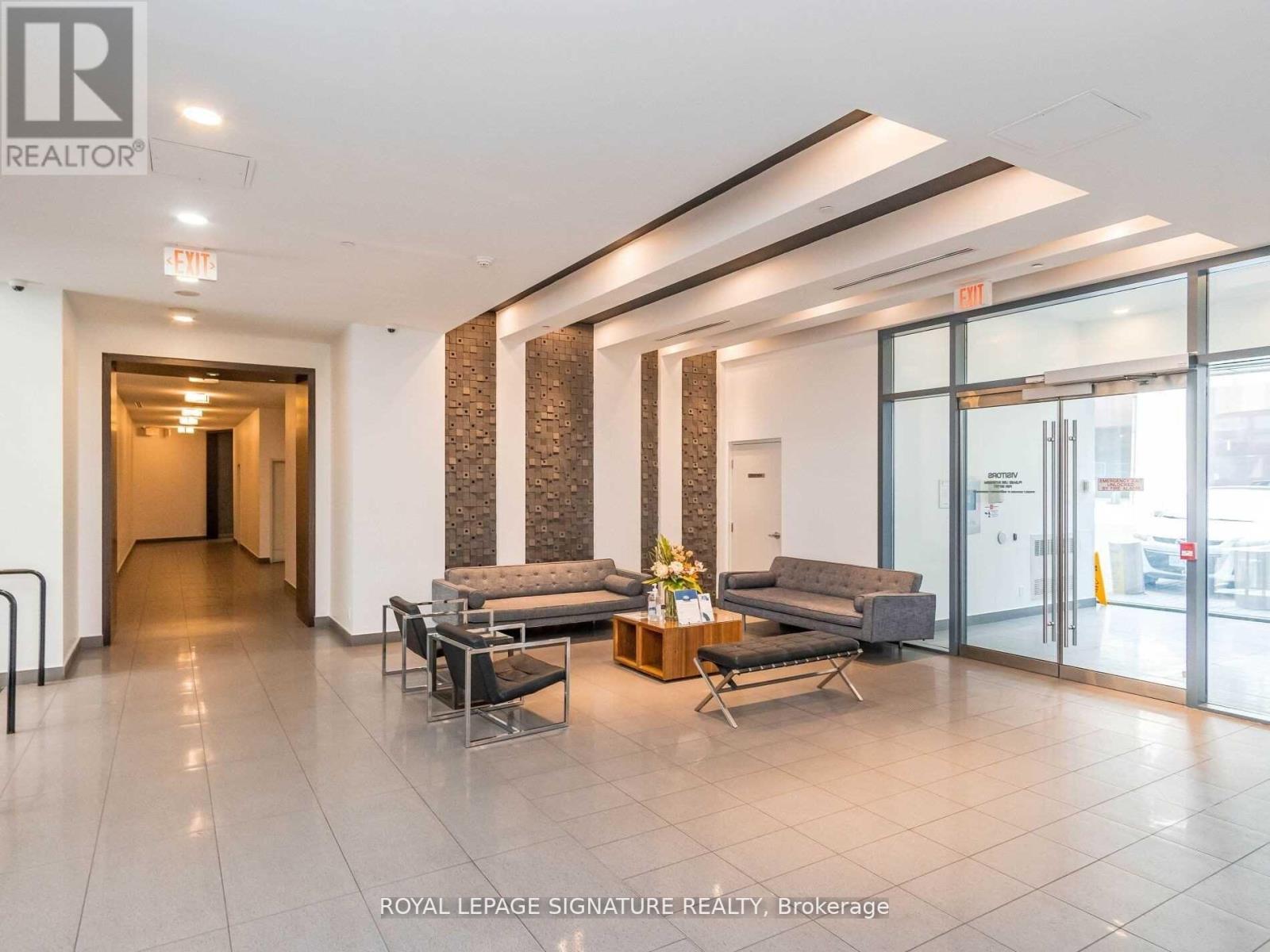 Photo 23 of 212 20 Bruyeres Mews, Toronto ON