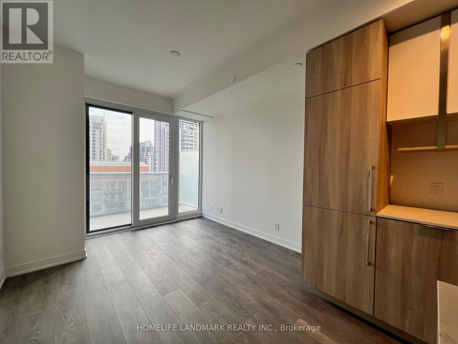 Photo 12 of 1512 15 Holmes Avenue, Toronto ON