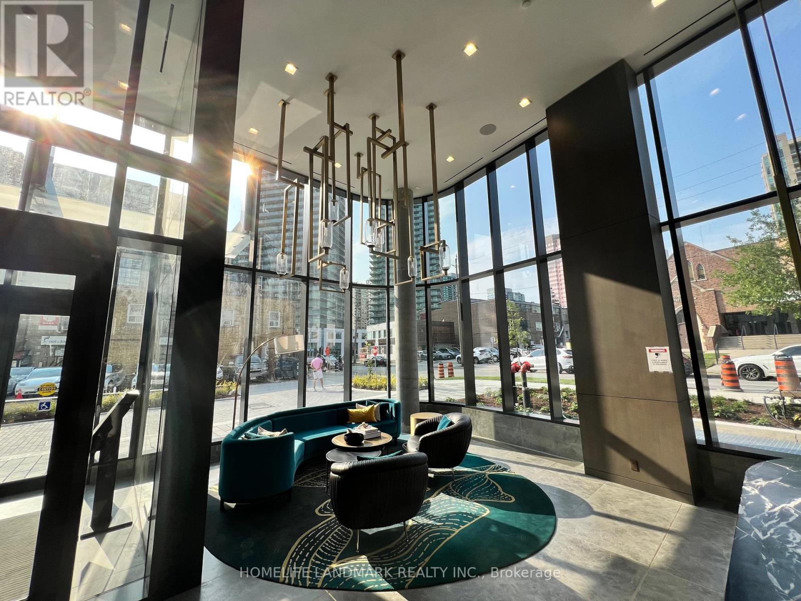Photo 2 of 1512 15 Holmes Avenue, Toronto ON