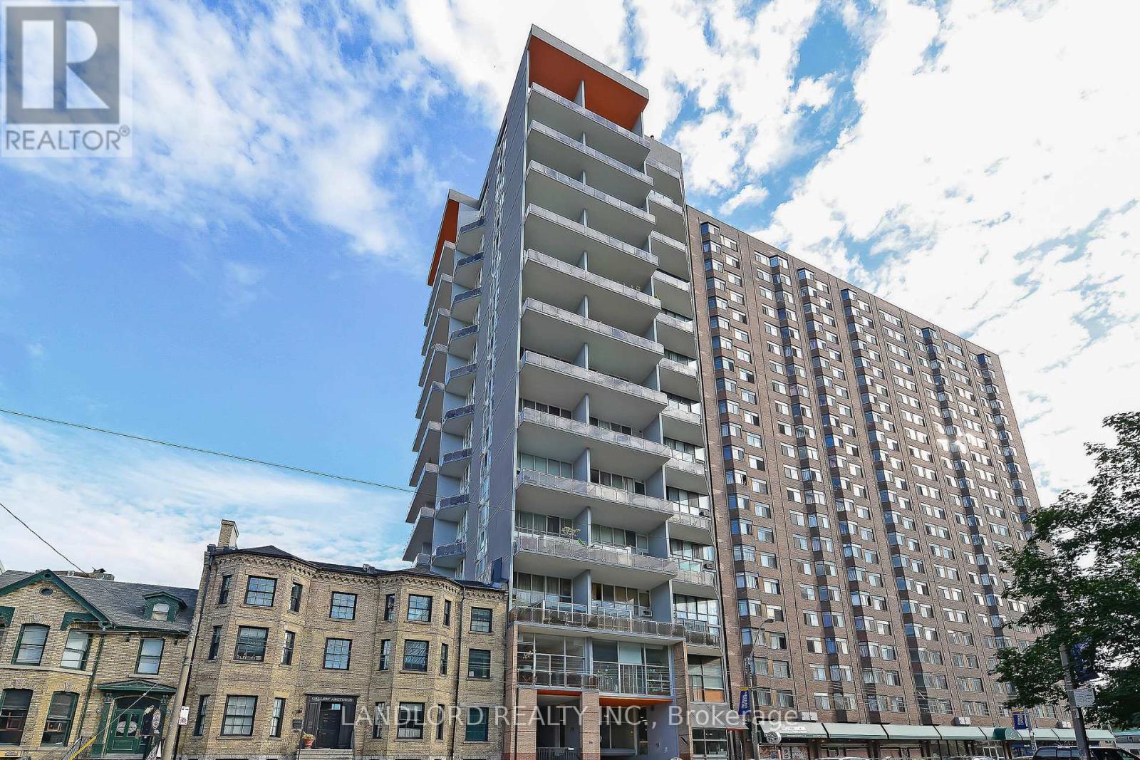 Photo 36 of 14 E 86 Gerrard Street E, Toronto ON