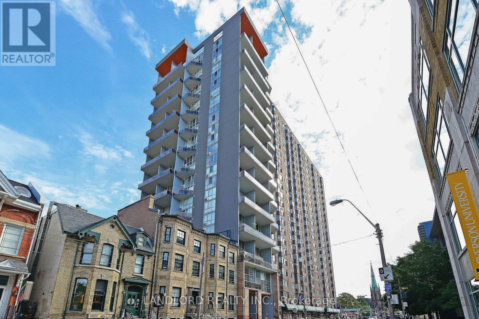 Photo 37 of 14 E 86 Gerrard Street E, Toronto ON