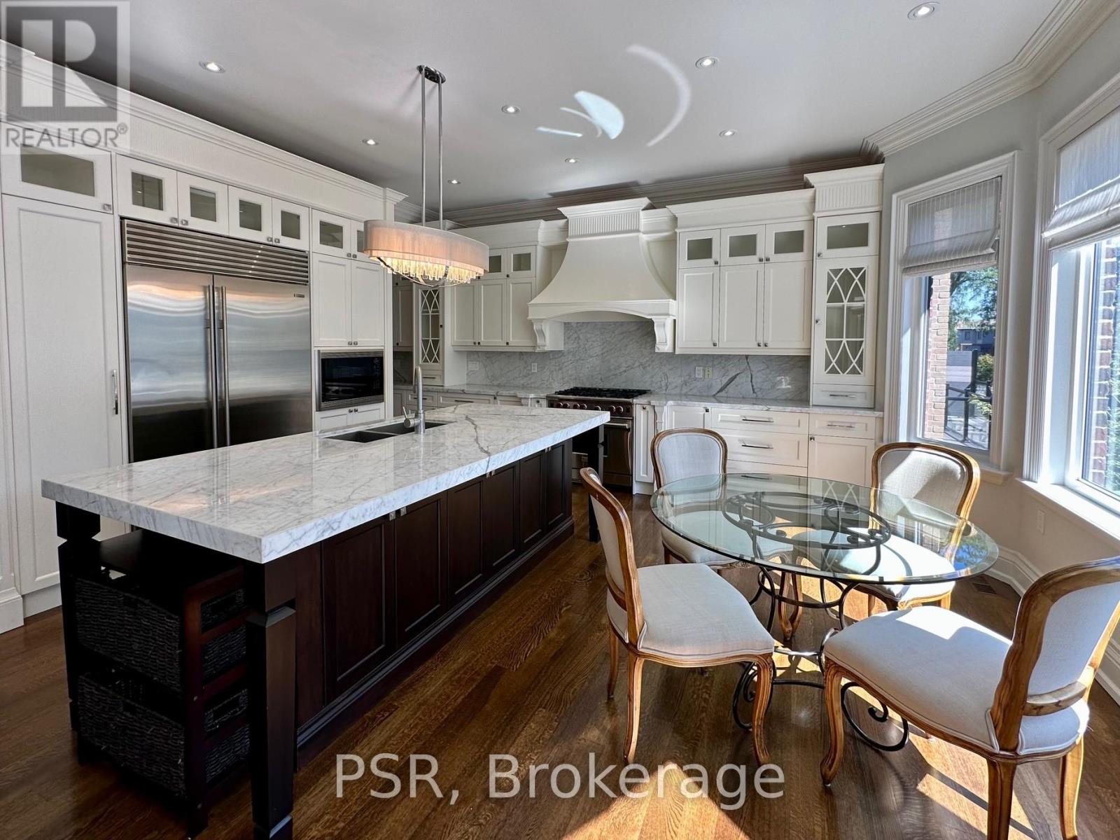 Photo 12 of 633 St Germain Avenue, Toronto ON