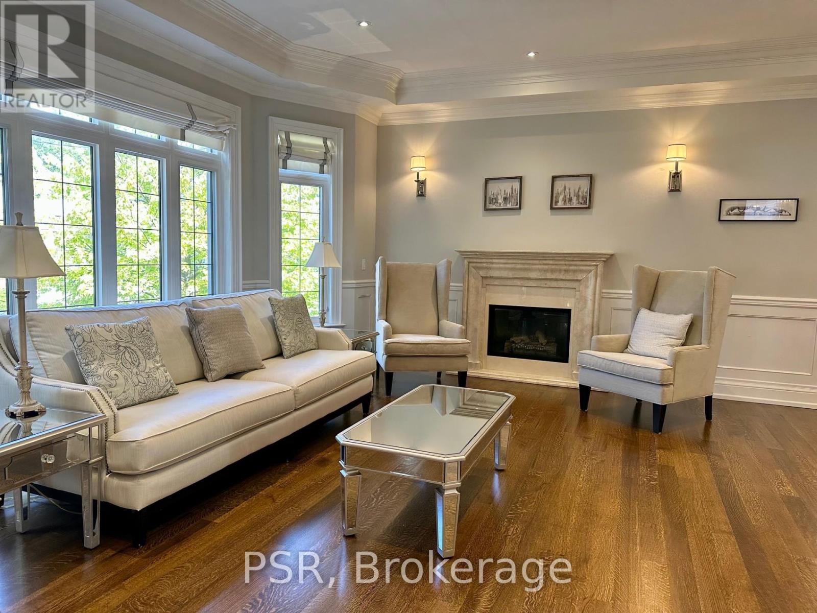 Photo 2 of 633 St Germain Avenue, Toronto ON