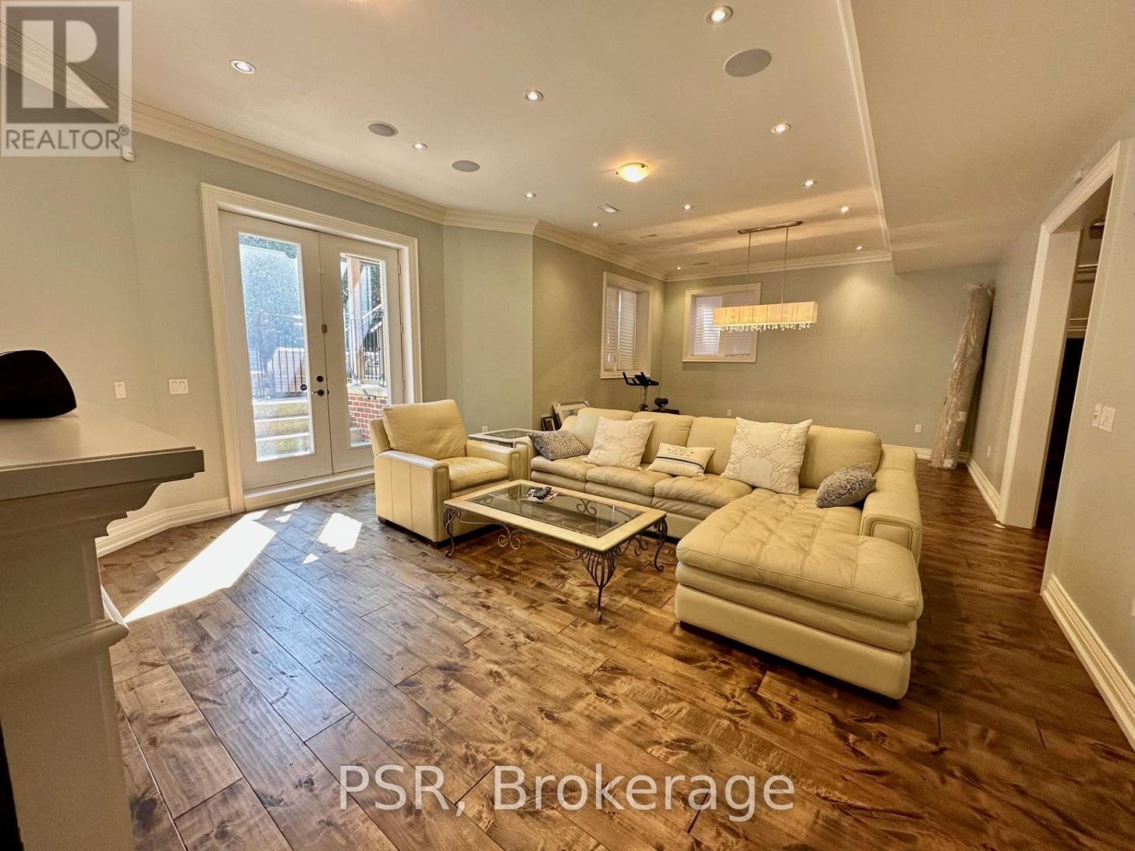 Photo 25 of 633 St Germain Avenue, Toronto ON