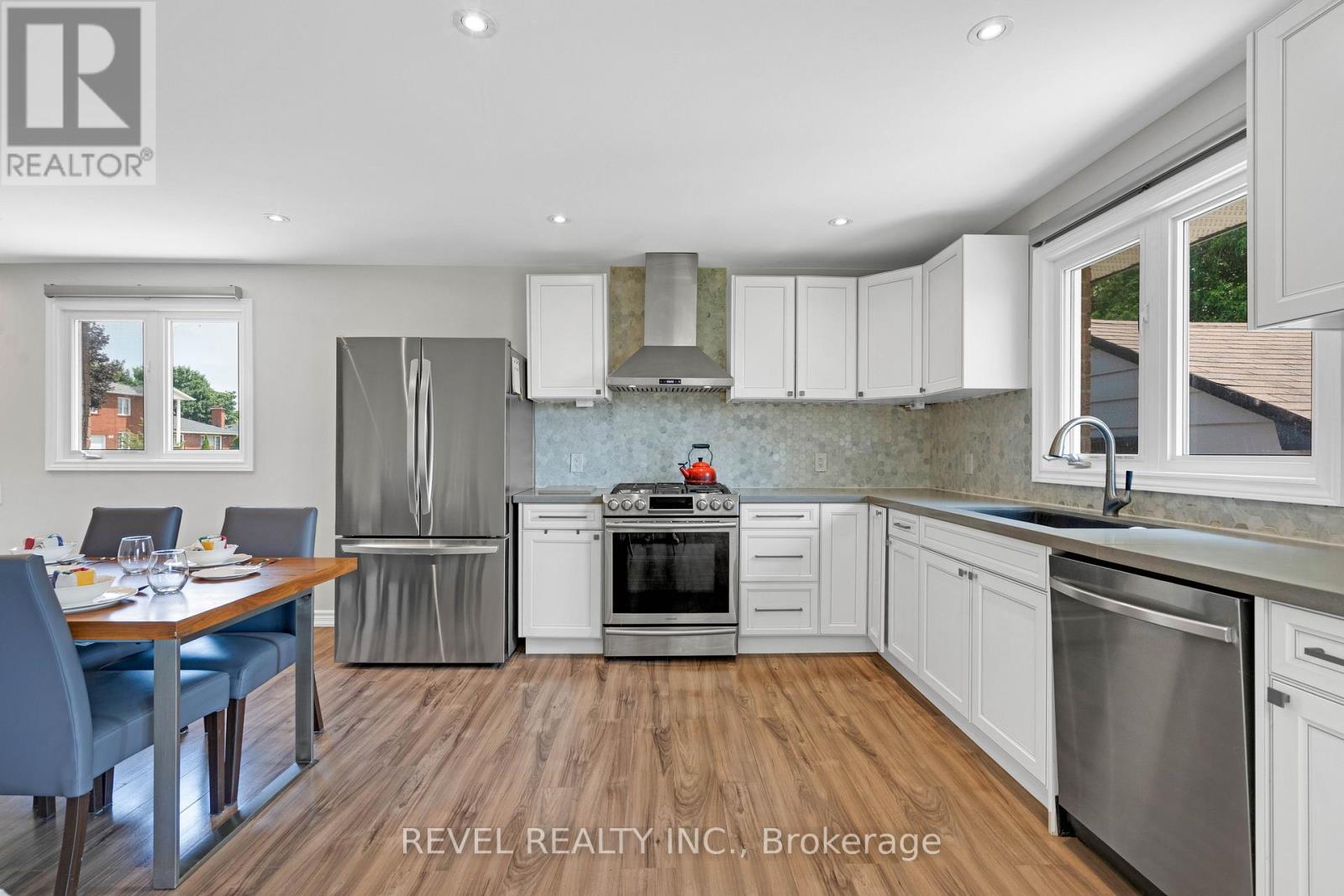 Photo 34 of 294 Henderson Street, Caledon ON