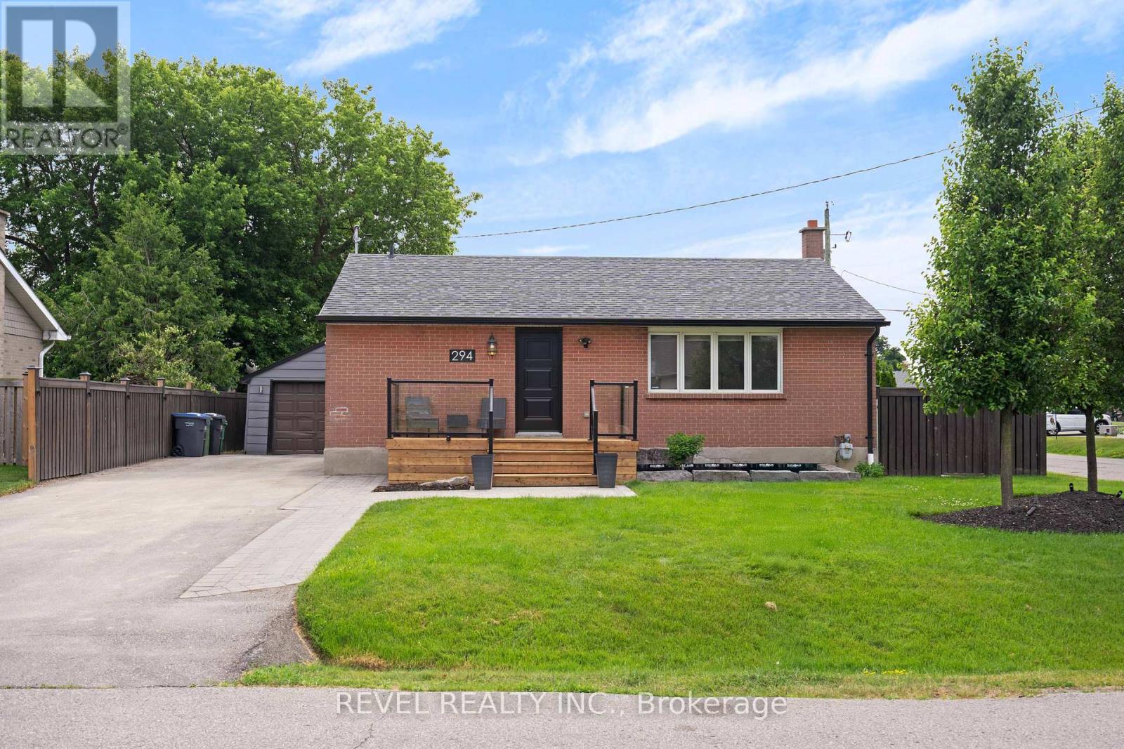 Photo 23 of 294 Henderson Street, Caledon ON