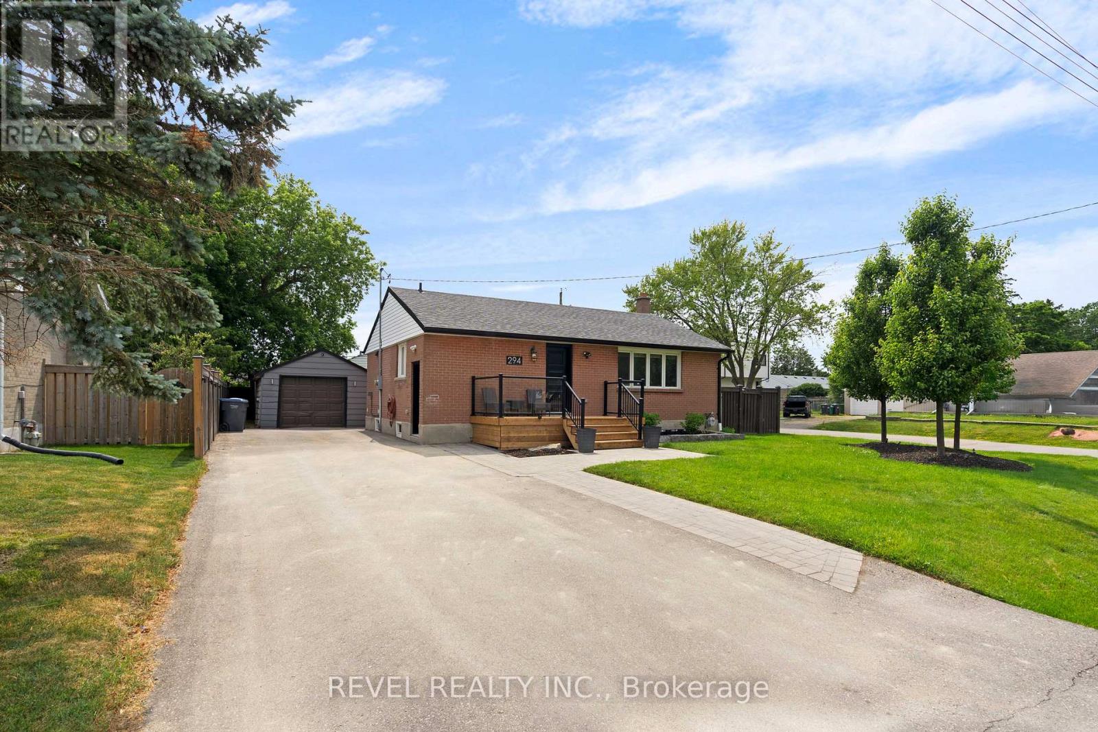 Photo 10 of 294 Henderson Street, Caledon ON