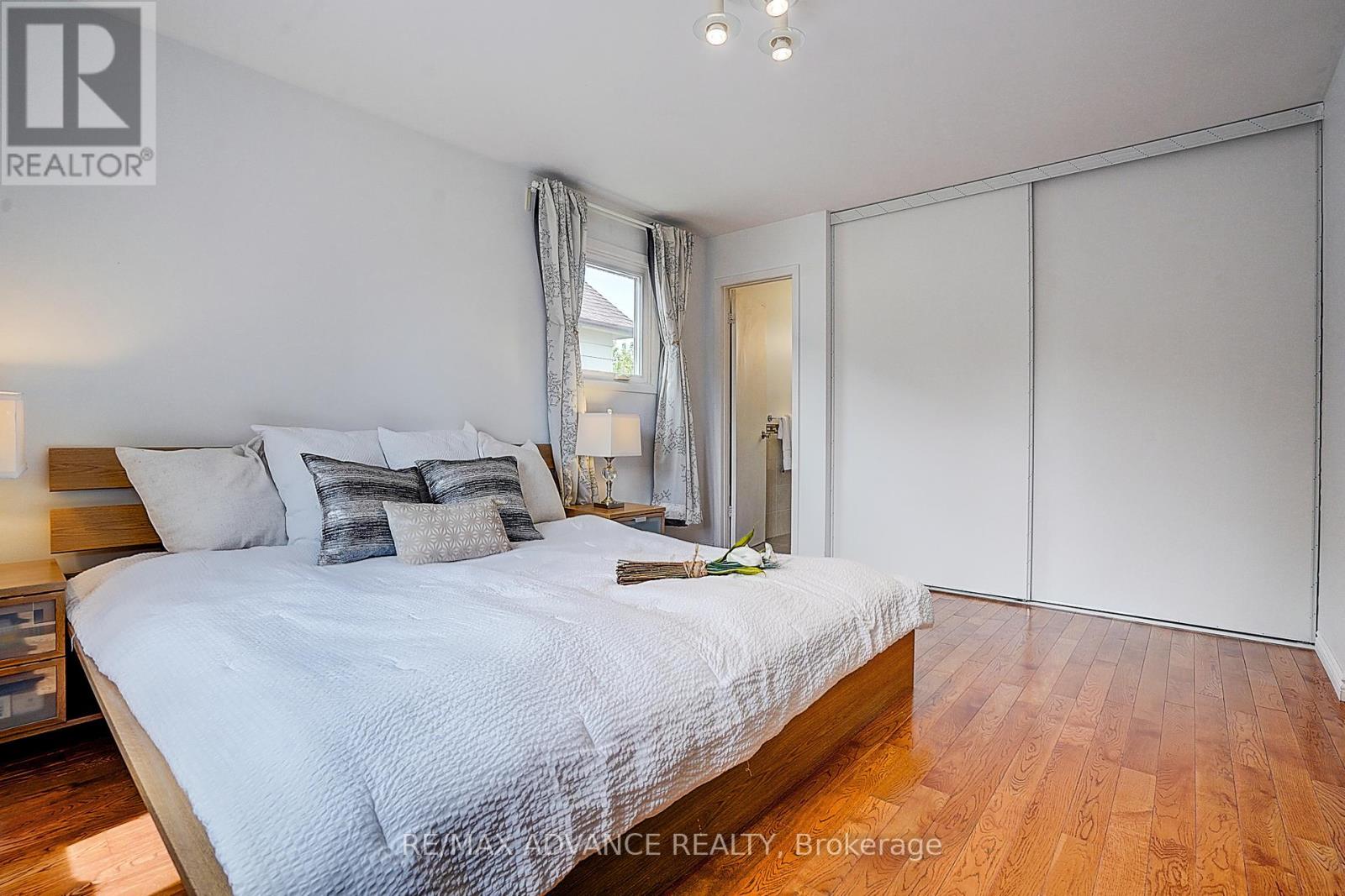 Photo 30 of 86 Placentia Boulevard, Toronto ON