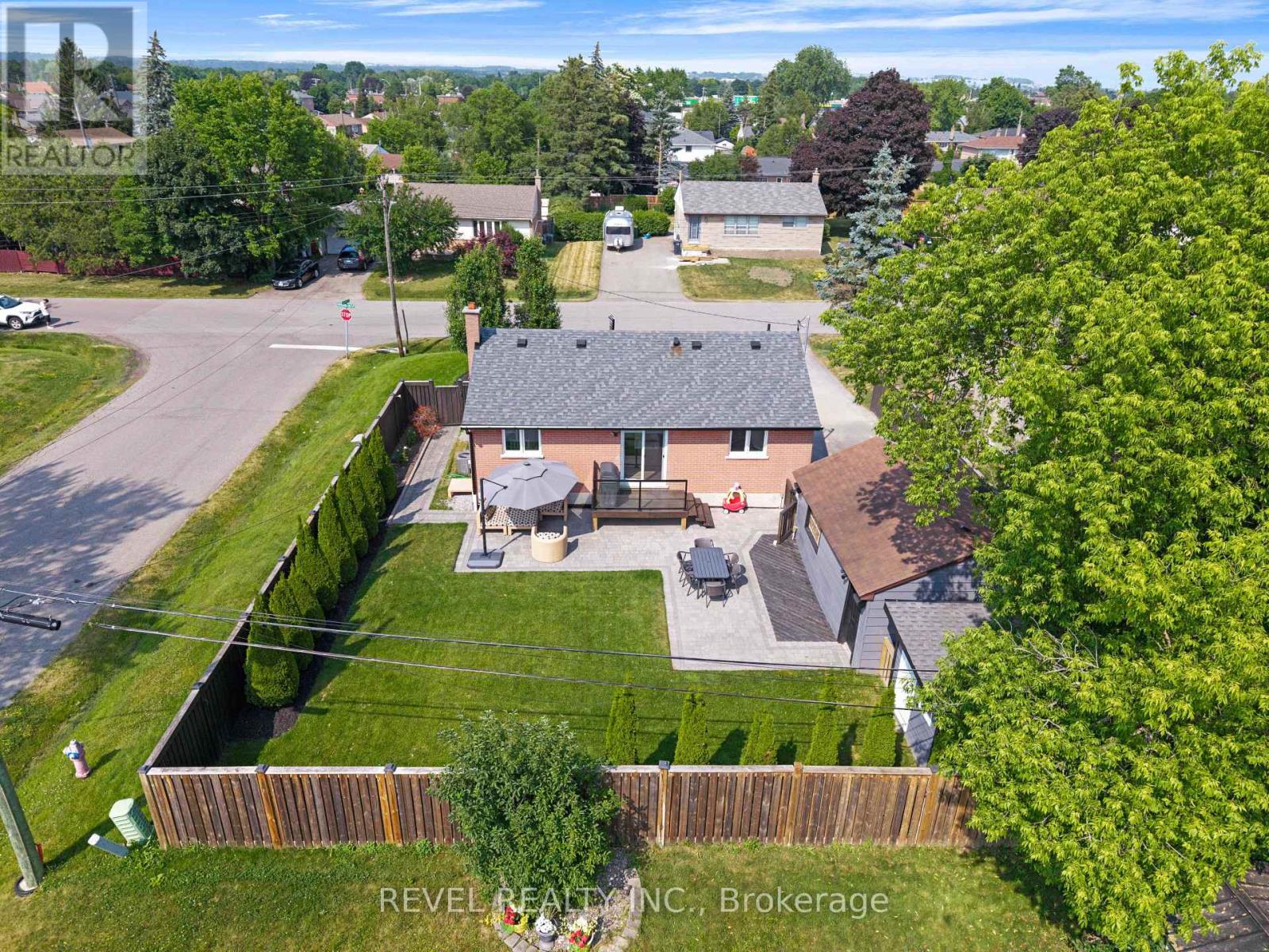 Photo 39 of 294 Henderson Street, Caledon ON