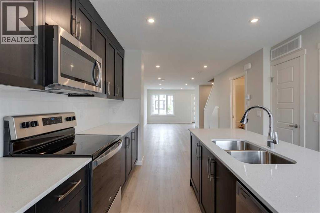 Photo 10 of 14653 1 Street Ne, Calgary AB