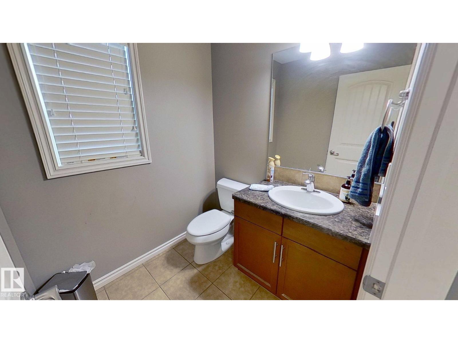 Photo 8 of 6723 19 Av Sw, Edmonton AB