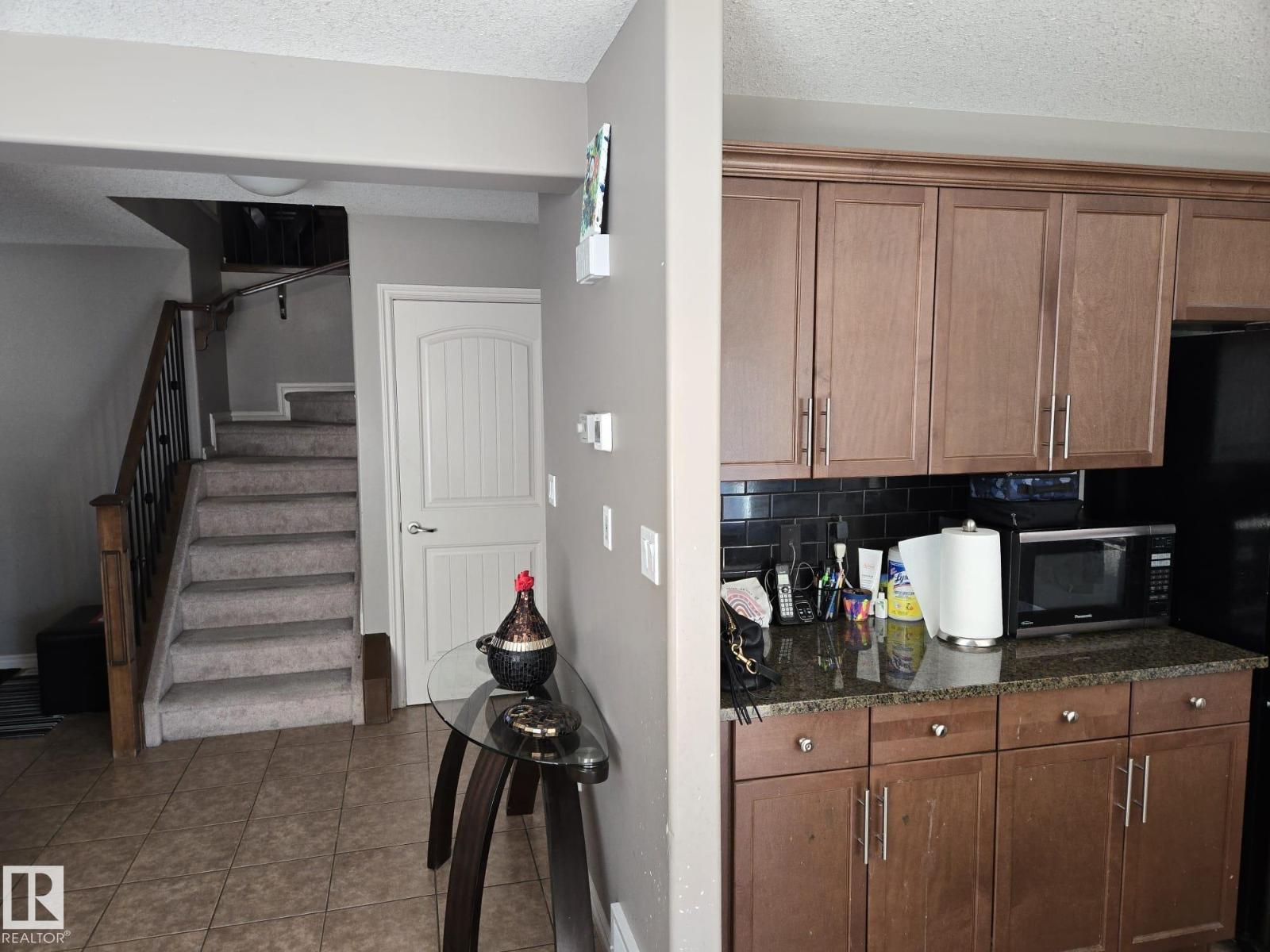 Photo 22 of 6723 19 Av Sw, Edmonton AB