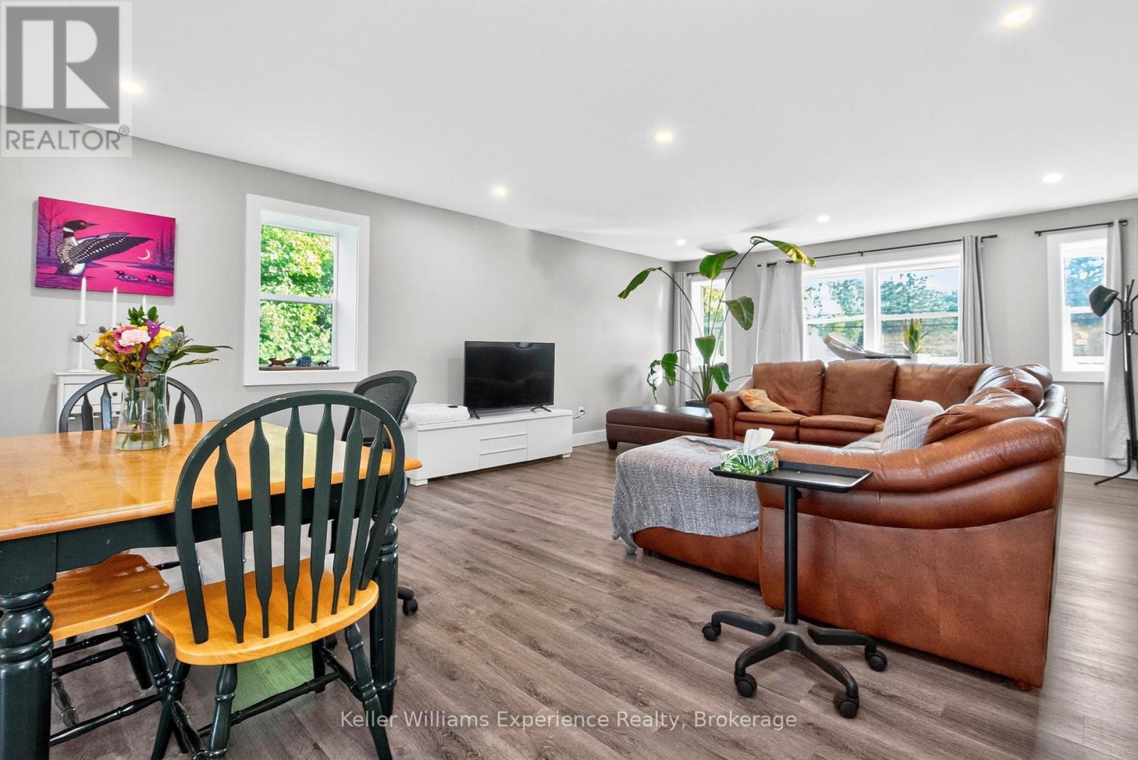 Photo 13 of 2425 Old Fort Road, Tay ON