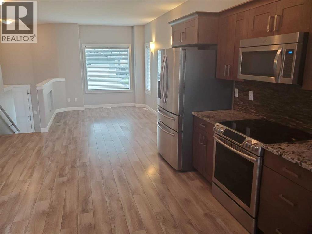 Photo 5 of 10211 125 Avenue, Grande Prairie AB