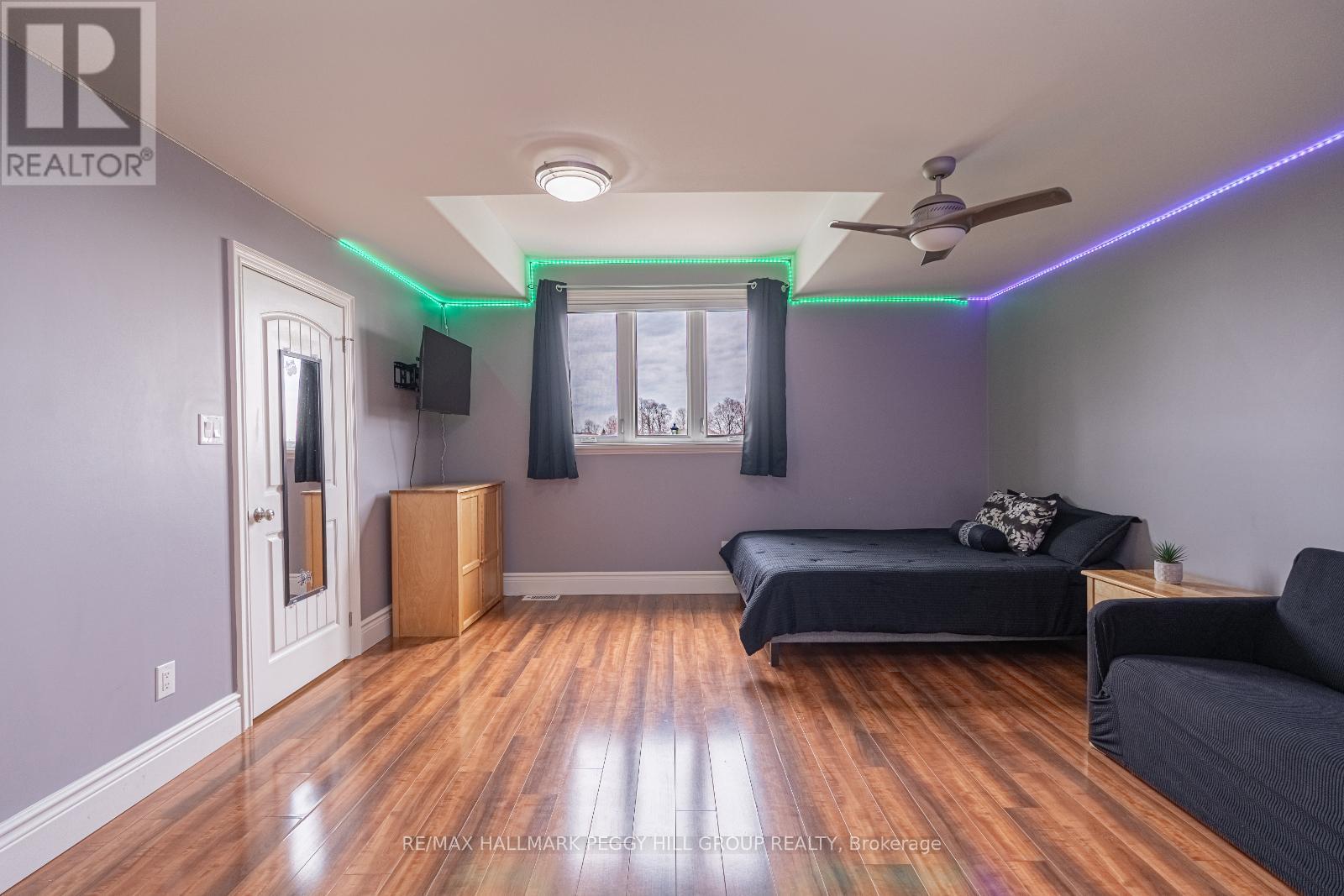 Photo 18 of 2 Sumach Court, Wasaga Beach ON