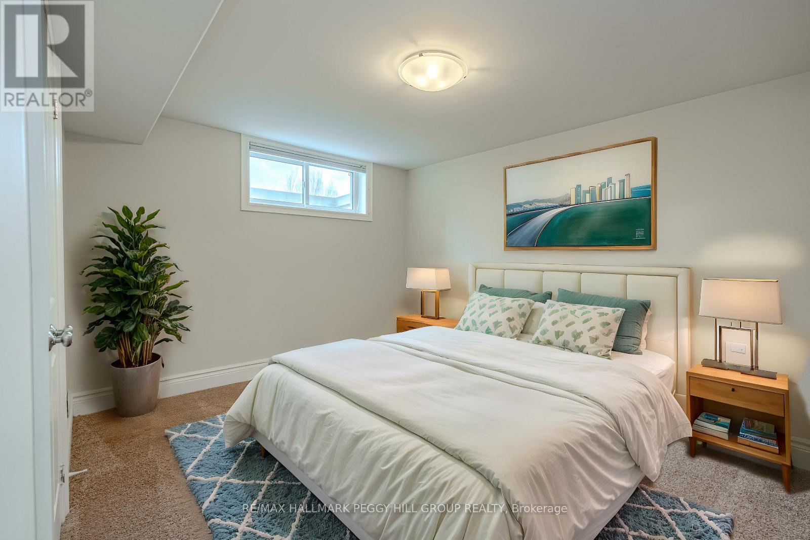 Photo 24 of 2 Sumach Court, Wasaga Beach ON
