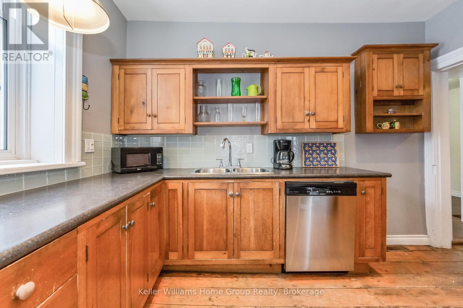 Photo 18 of 6783 Gerrie Road, Centre Wellington ON