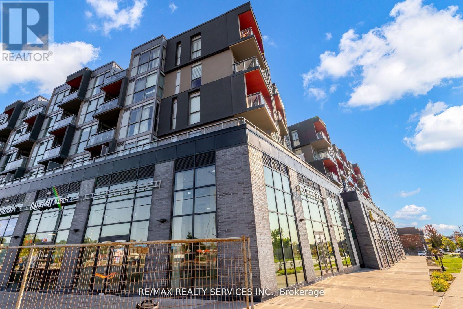 Photo 7 of 1 A 5220 Dundas Street, Burlington ON