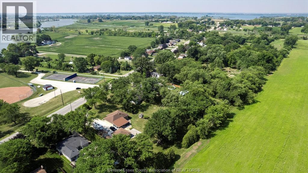 Photo 27 of 9485 Malden Road, Lasalle ON