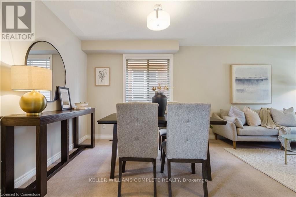 Photo 11 of 42 Grassyplain Drive, Hamilton ON