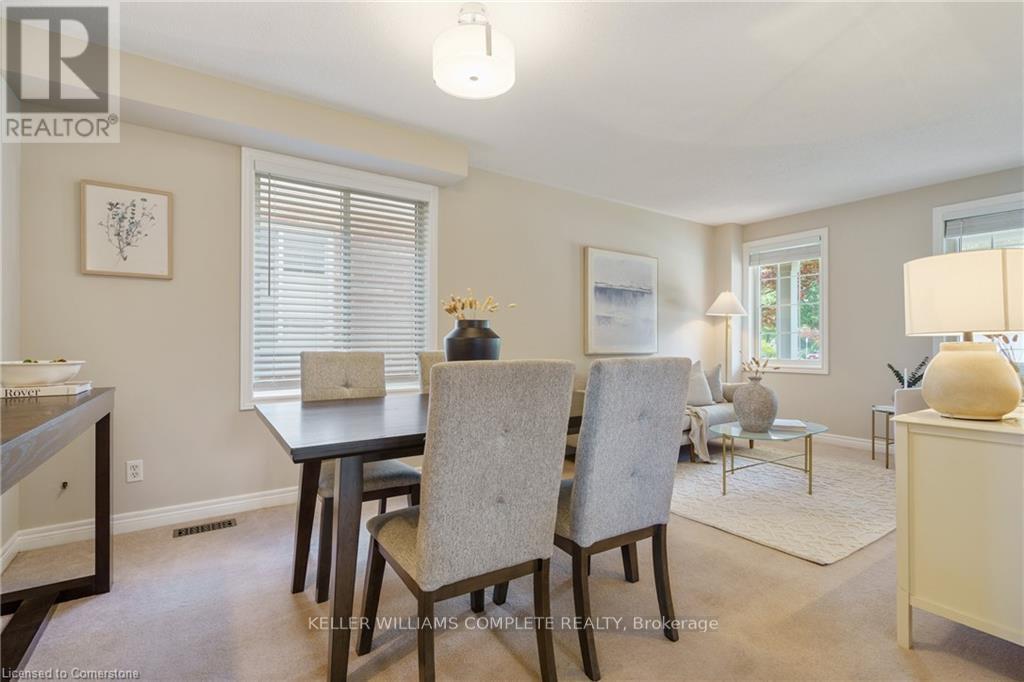Photo 12 of 42 Grassyplain Drive, Hamilton ON