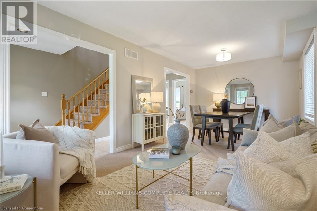 Photo 9 of 42 Grassyplain Drive, Hamilton ON