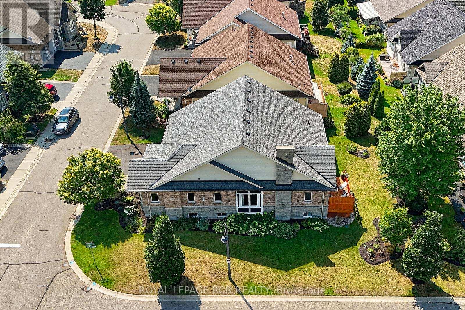 Photo 20 of 174 200 Kingfisher Drive, Mono ON