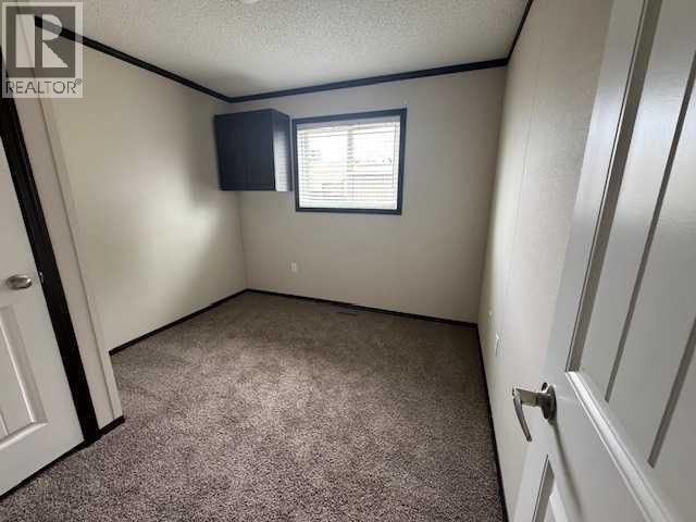 Photo 14 of 4631 24 Avenue S, Lethbridge AB