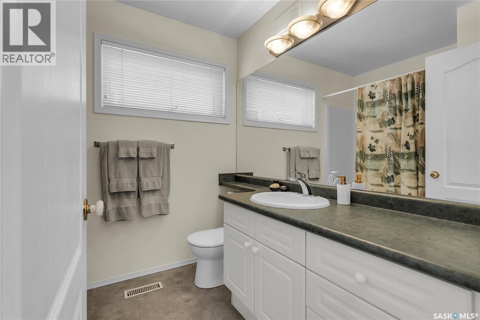 Single Family House Bungalow for Sale in   Heritage GREEN Saskatoon 