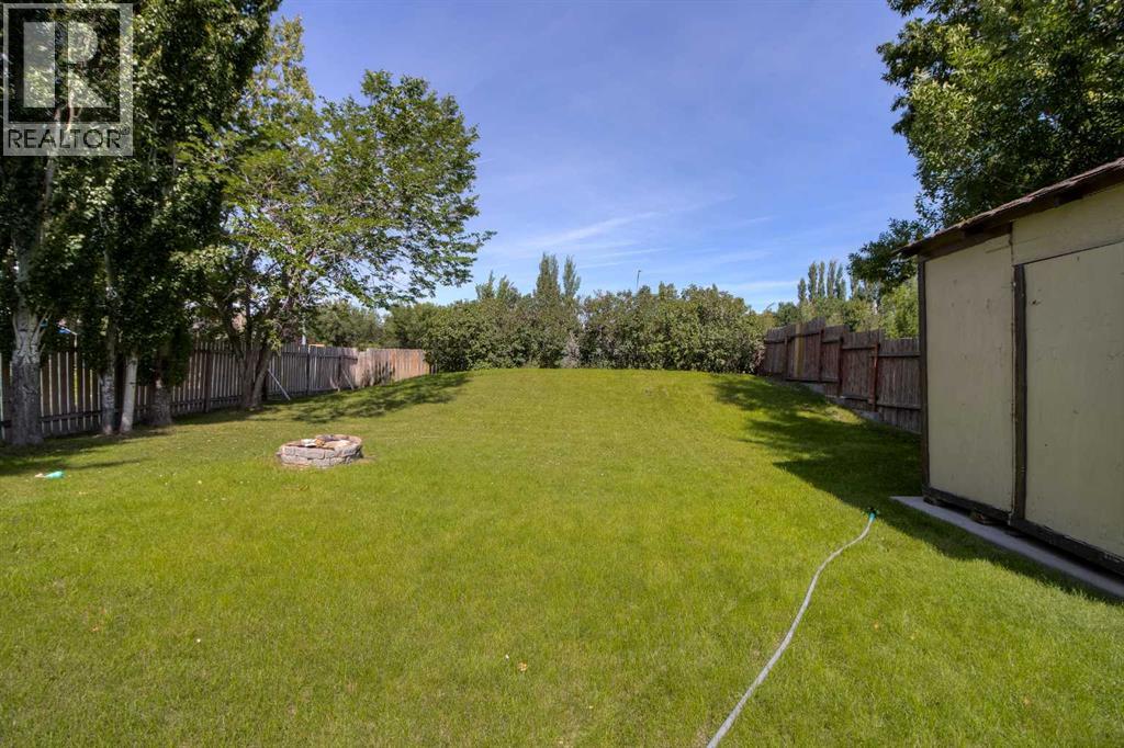 Photo 27 of 78 Purdue Court W, Lethbridge AB