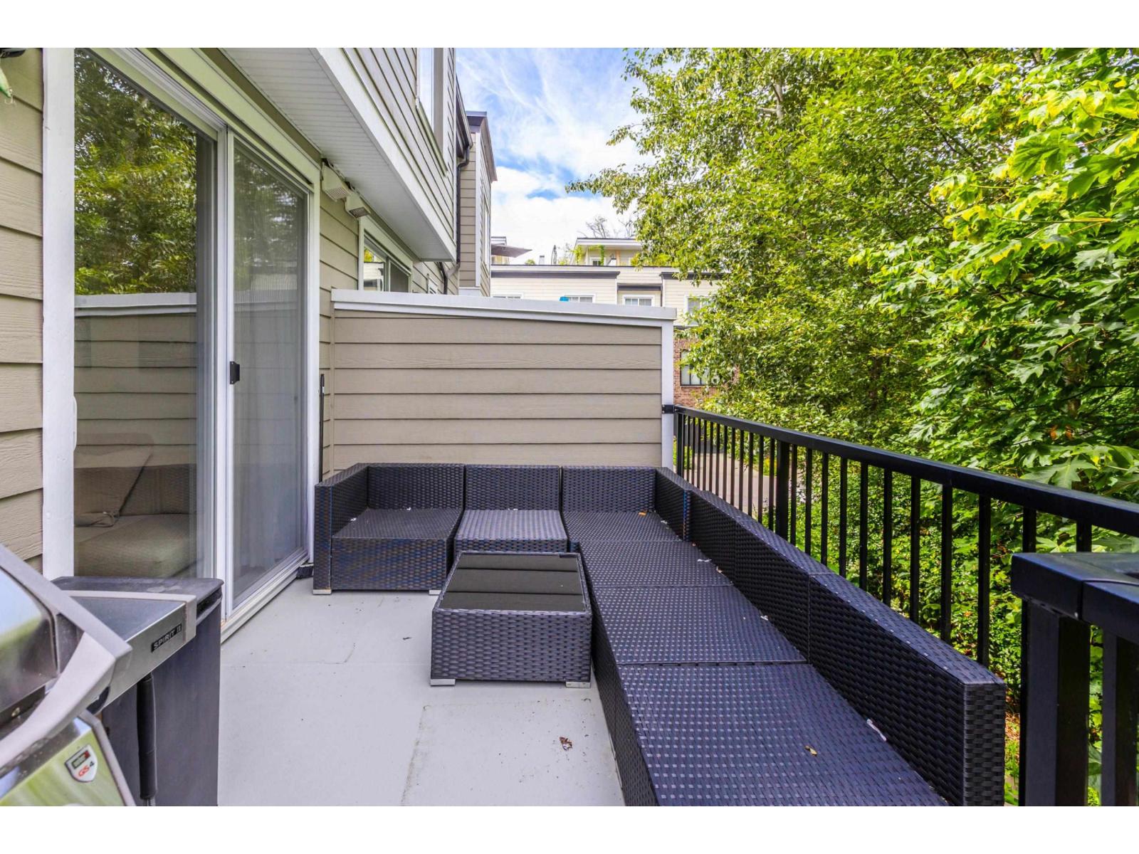 Photo 35 of 11 15588 32 Avenue, Surrey BC