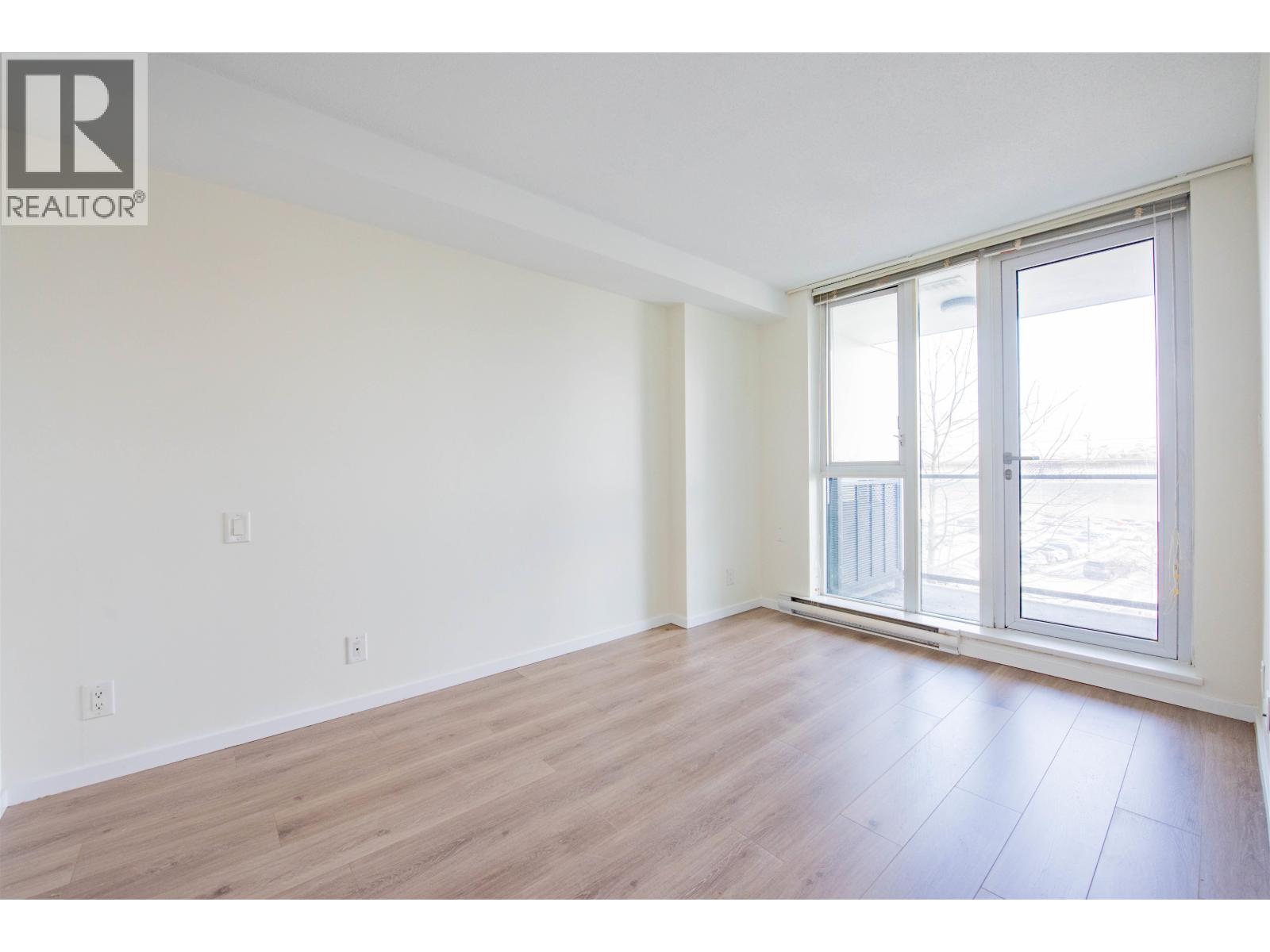 Photo 11 of 511 7988 Ackroyd Road, Richmond BC