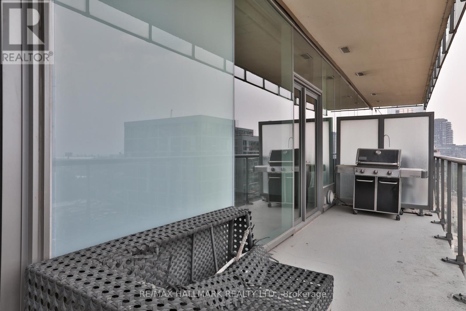 Photo 16 of 1105 552 Wellington Street W, Toronto ON