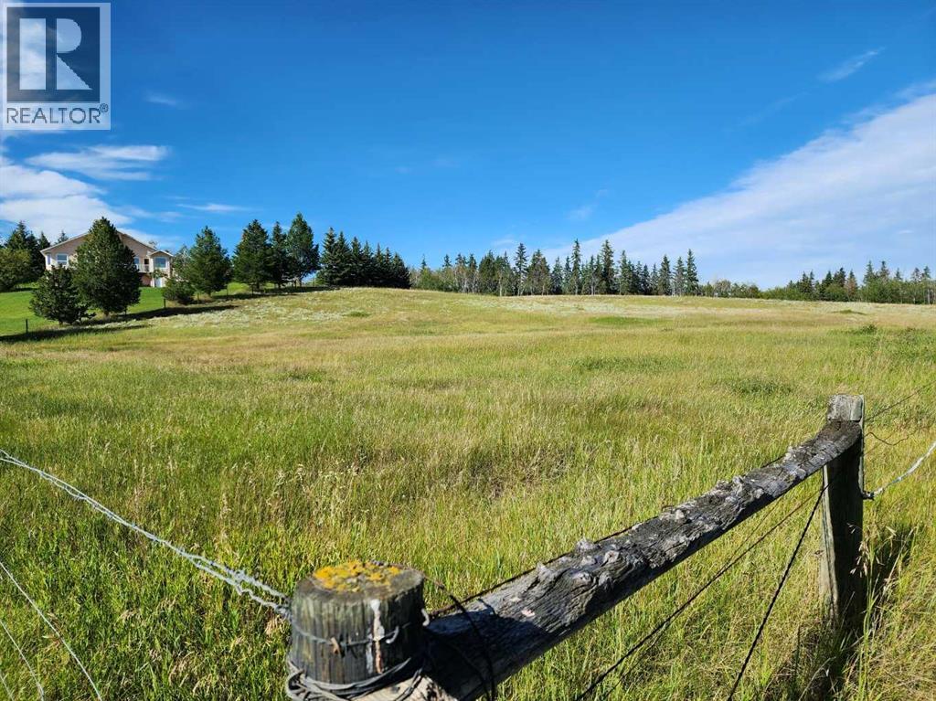Photo 2 of 256 Briar Road, Rural Lacombe County AB