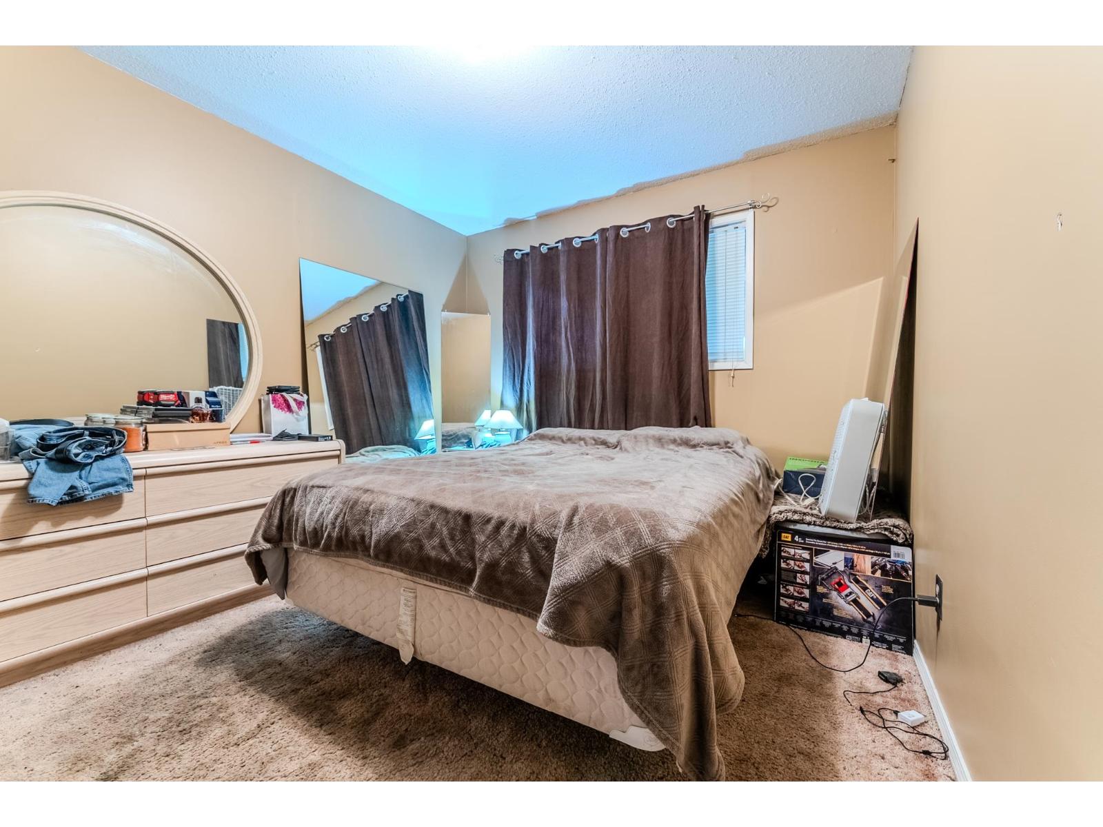 Photo 15 of 5149 209 A Street, Langley BC