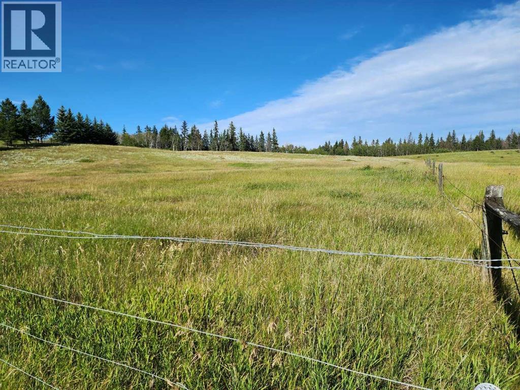 Photo 3 of 256 Briar Road, Rural Lacombe County AB