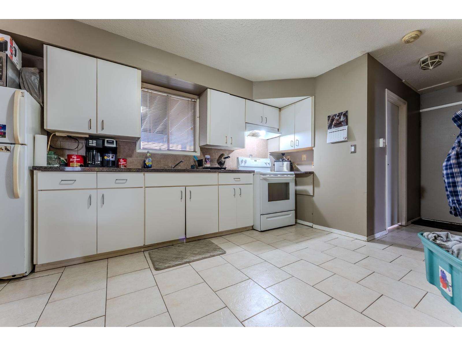 Photo 23 of 5149 209 A Street, Langley BC