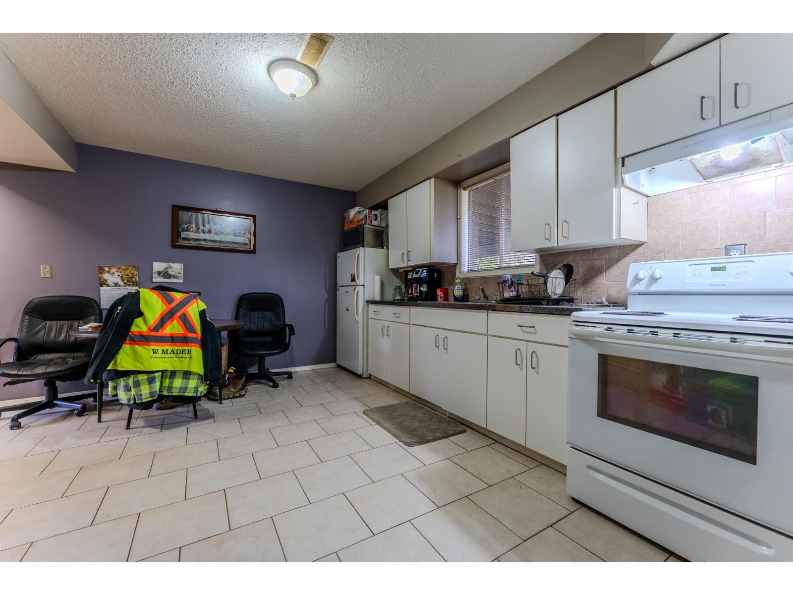 Photo 24 of 5149 209 A Street, Langley BC