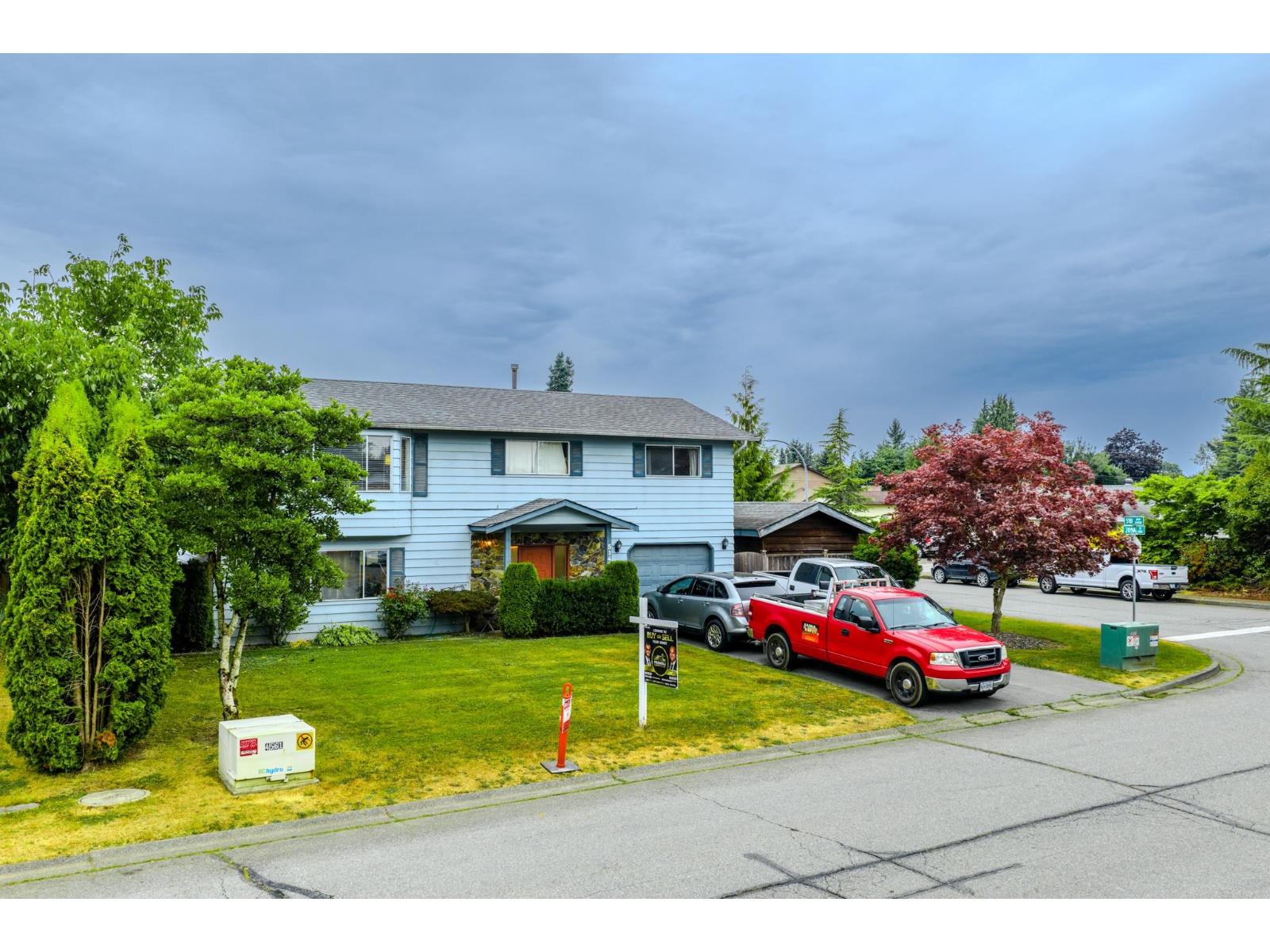 Photo 4 of 5149 209 A Street, Langley BC