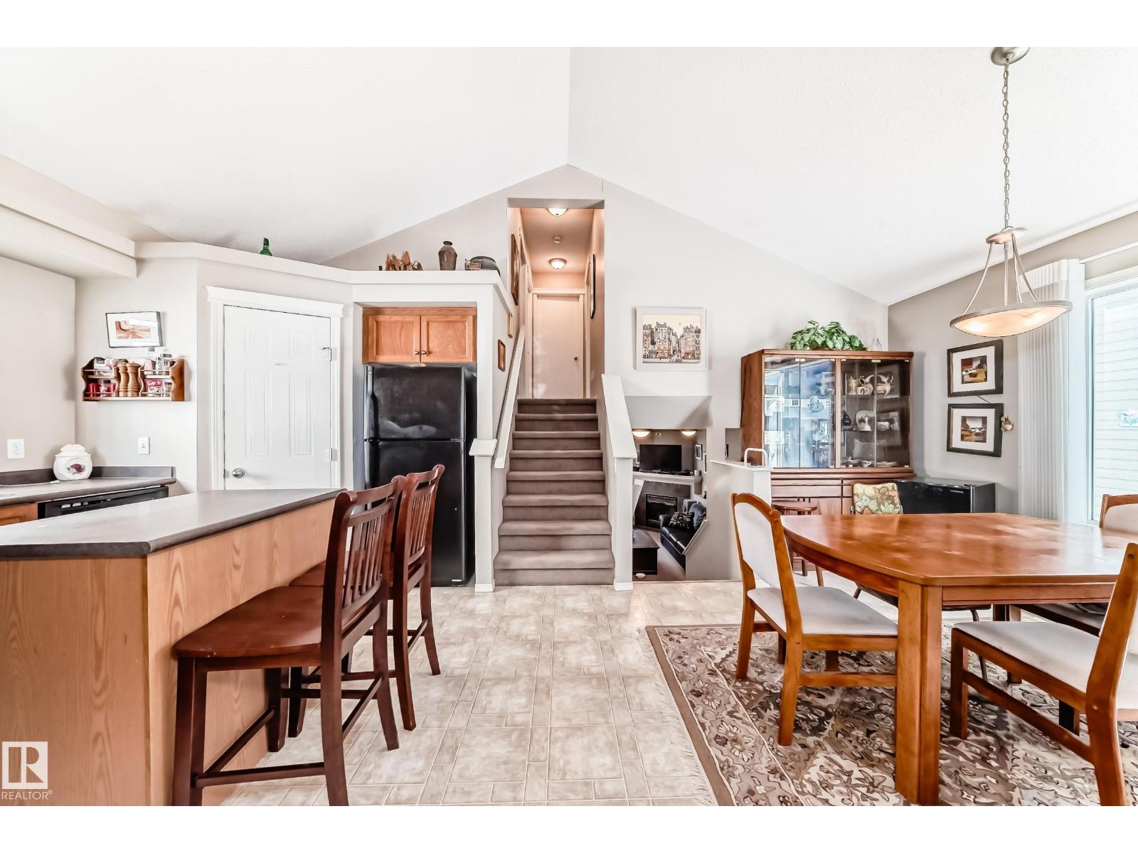 Photo 22 of 14059 151 Av Nw, Edmonton AB