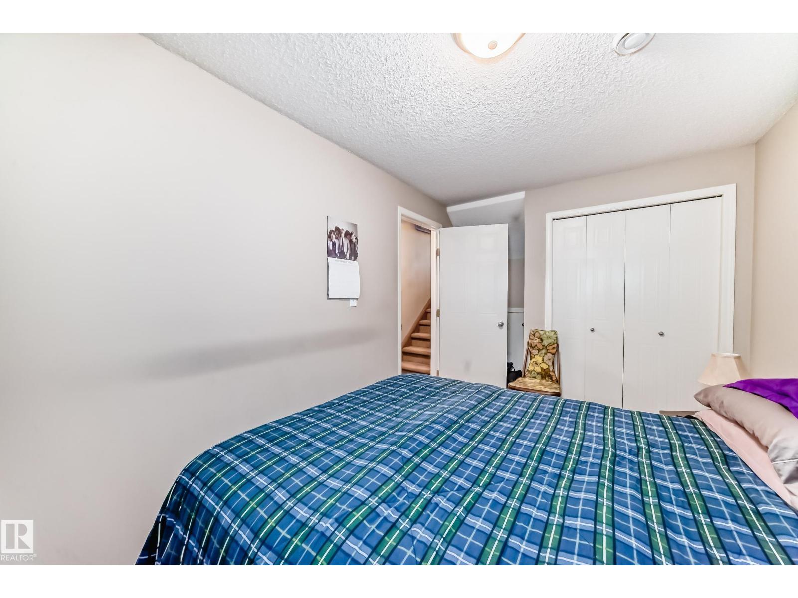 Photo 13 of 14059 151 Av Nw, Edmonton AB