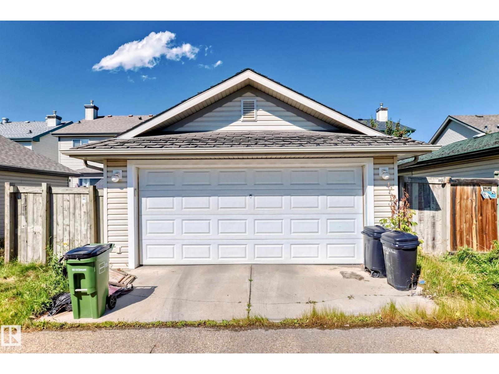 Photo 34 of 14059 151 Av Nw, Edmonton AB