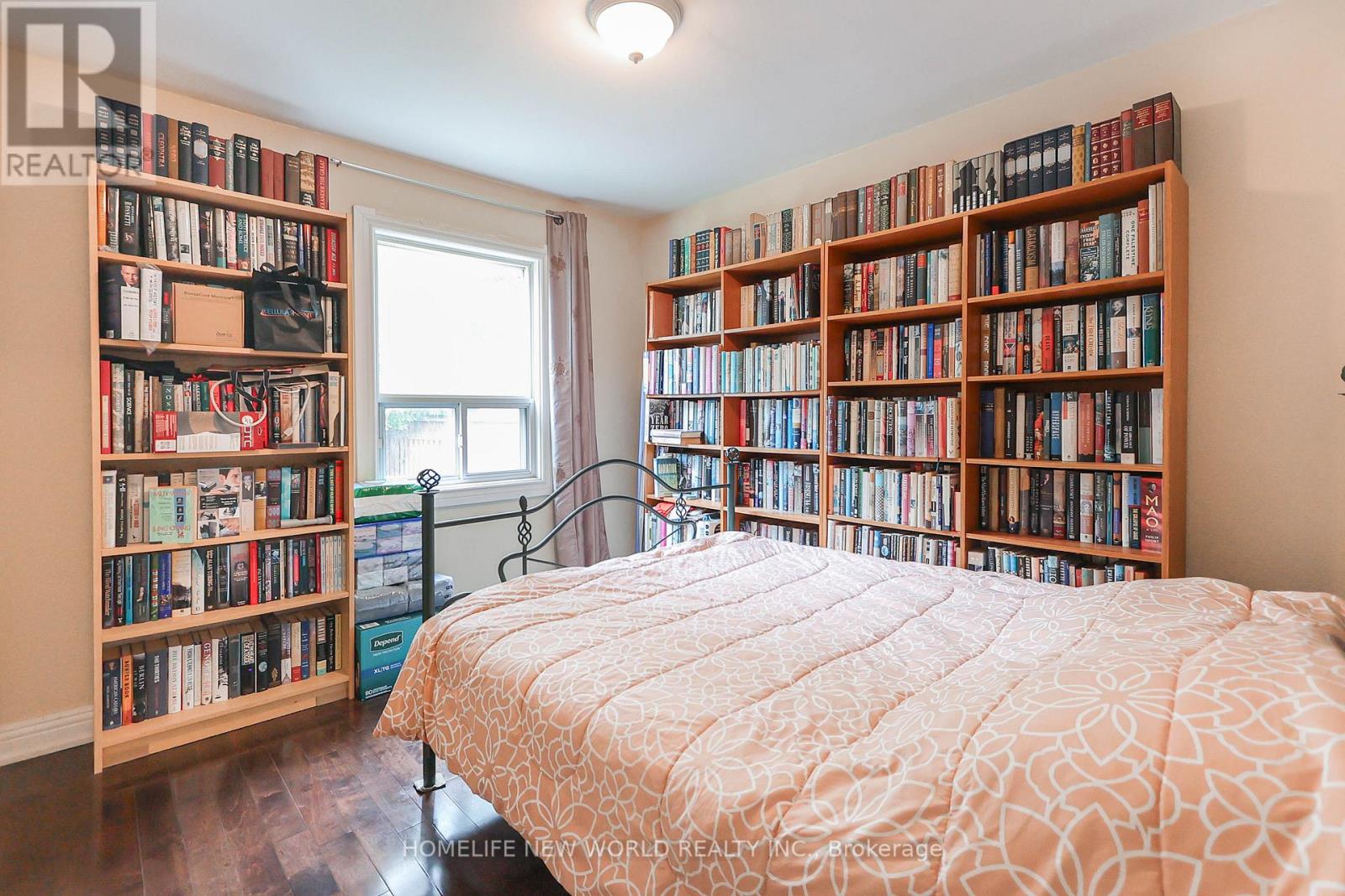 Photo 27 of 34 Greylawn Crescent, Toronto ON