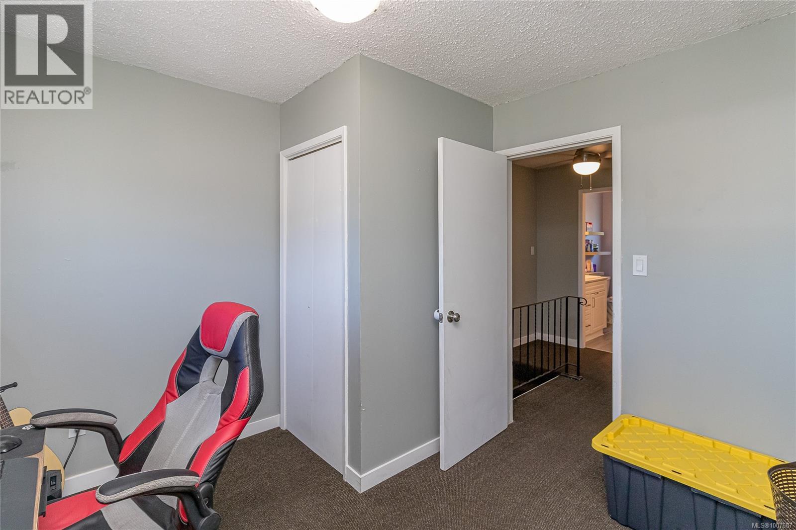 Photo 21 of 35 3271 Cowichan Lake Rd, Duncan BC