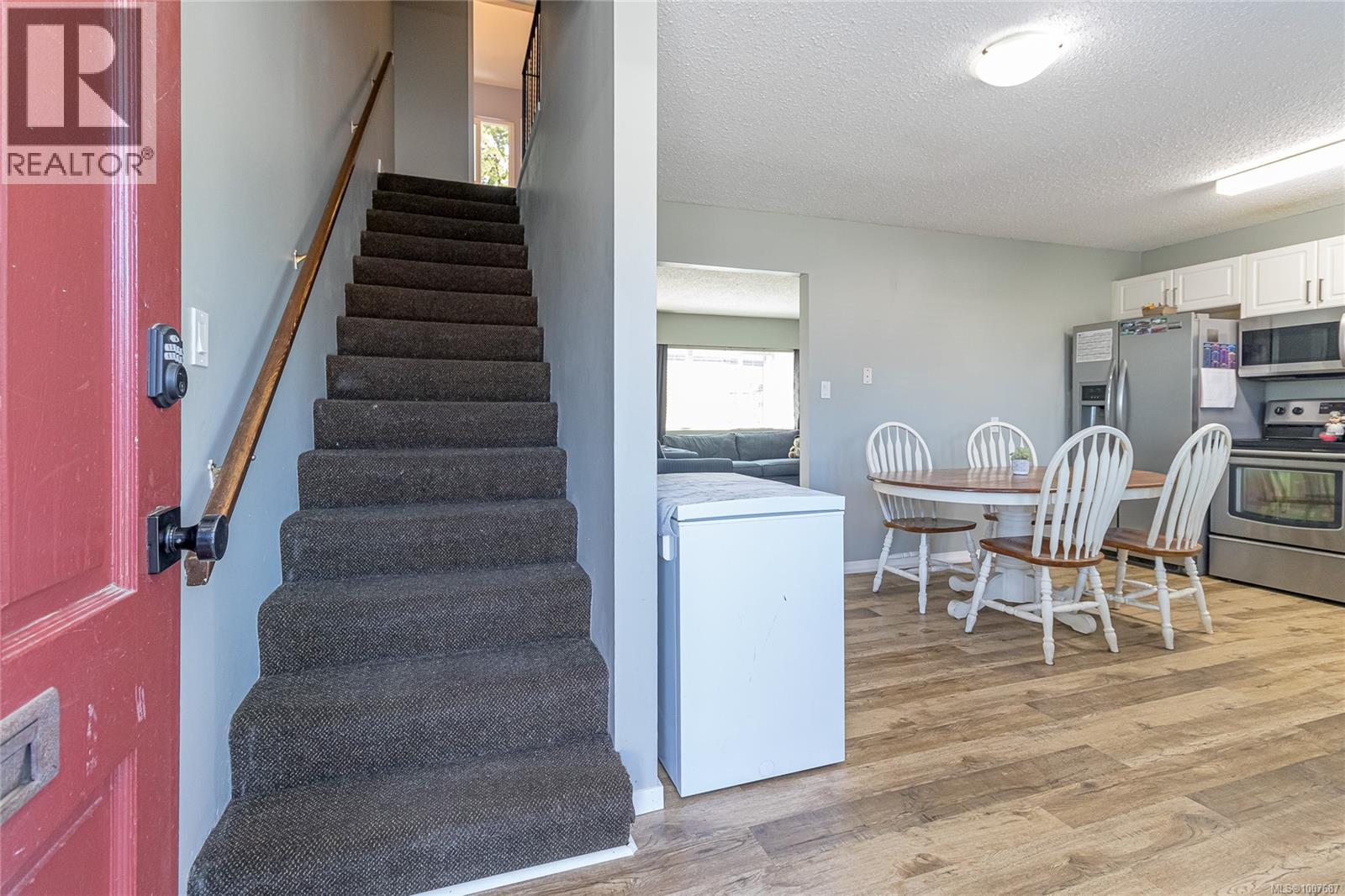 Photo 3 of 35 3271 Cowichan Lake Rd, Duncan BC